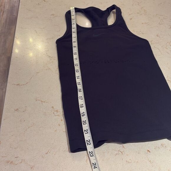 Nike Black Tank Top racerback SZ Xsmall - Picture 6 of 7